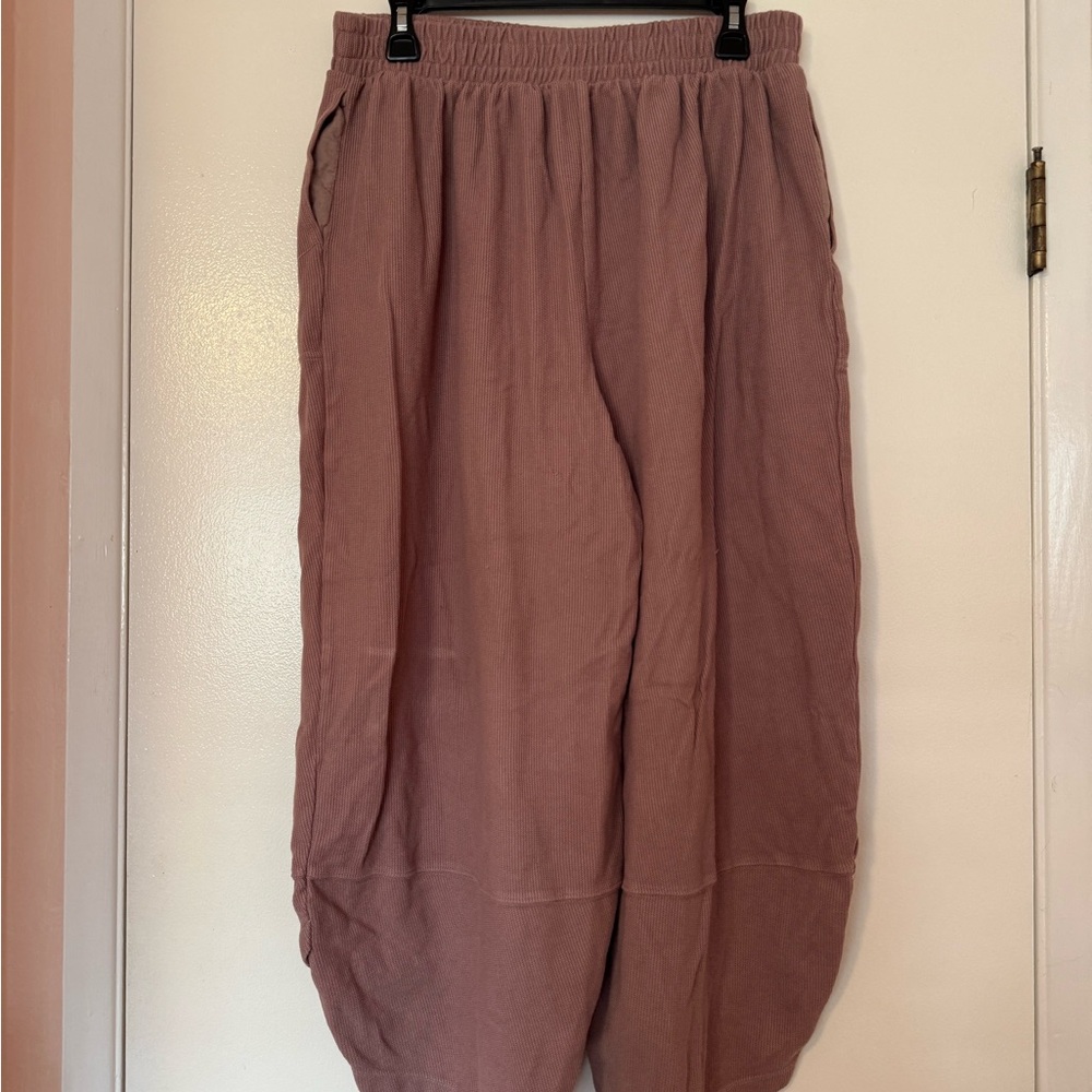Relaxed FIT - Picture 4 of 4